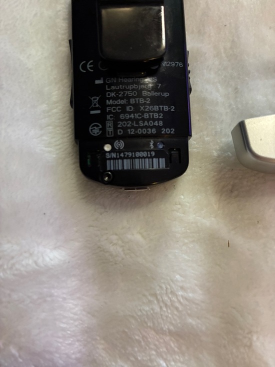 Black Remote Control Clip for Hearing Devices/For Parts or Not Working - Picture 5 of 6